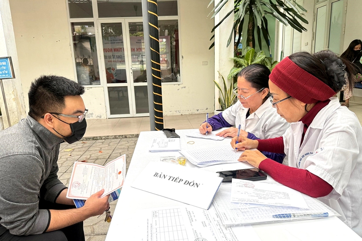 Phường Thanh Xuân tổ chức chiến dịch  cho trẻ uống bổ sung Vitamin A đợt 2 năm 2025- Ảnh 4.