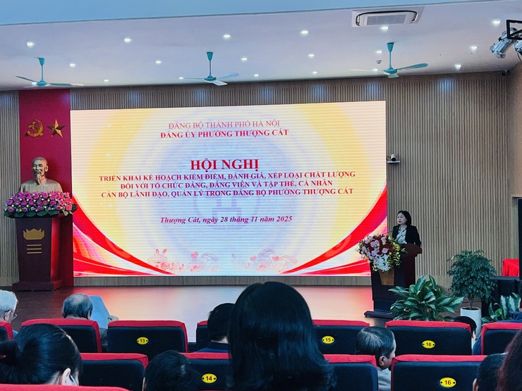 Đảng ủy phường Thượng Cát quán triệt thực hiện kế hoạch đánh giá chất lượng tổ chức Đảng, đảng viên, cán bộ quản lý năm 2025- Ảnh 1.