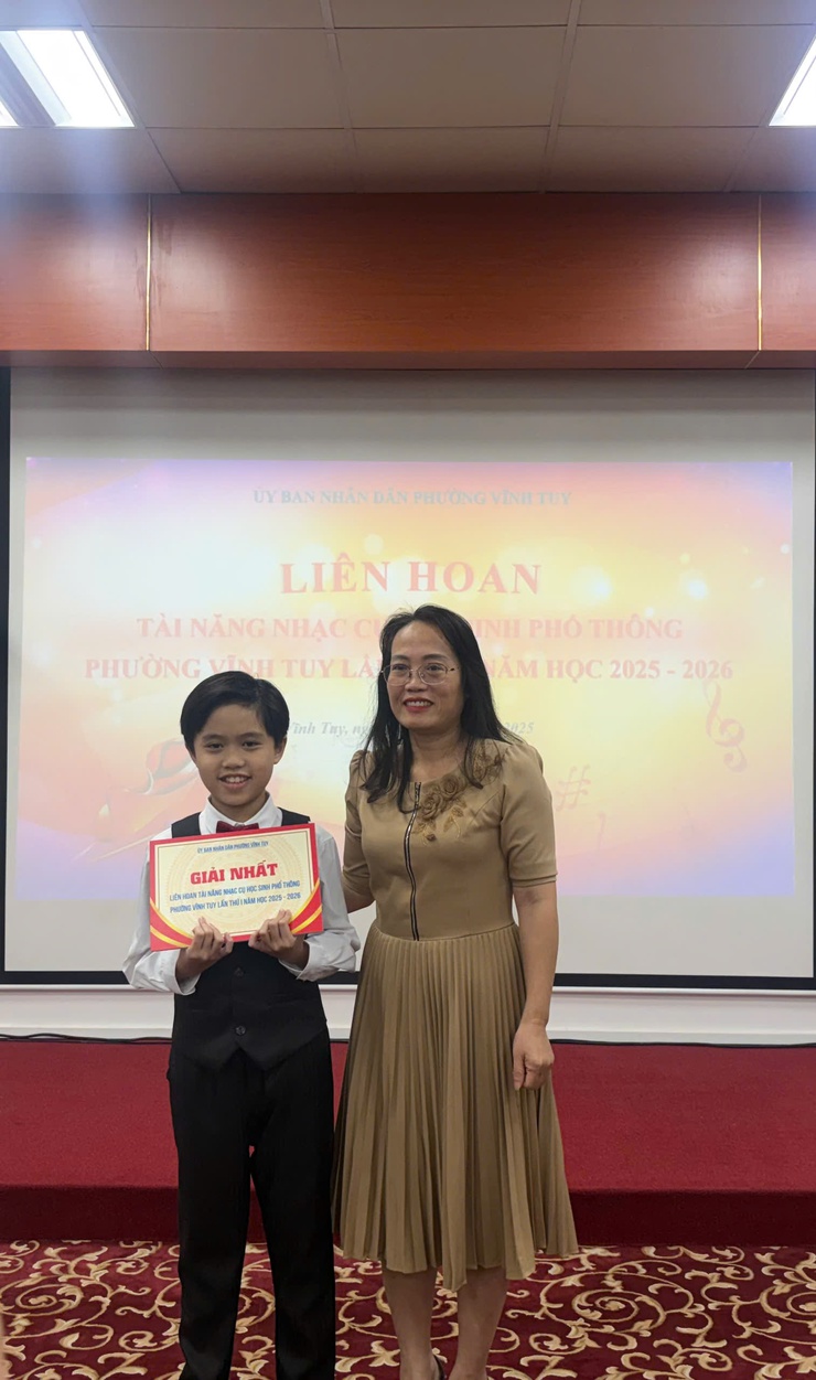 Vĩnh Tuy rộn ràng Liên hoan tài năng nhạc cụ học sinh phổ thông lần thứ I- Ảnh 11.