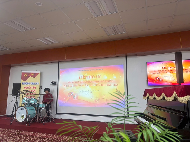 Vĩnh Tuy rộn ràng Liên hoan tài năng nhạc cụ học sinh phổ thông lần thứ I- Ảnh 3.