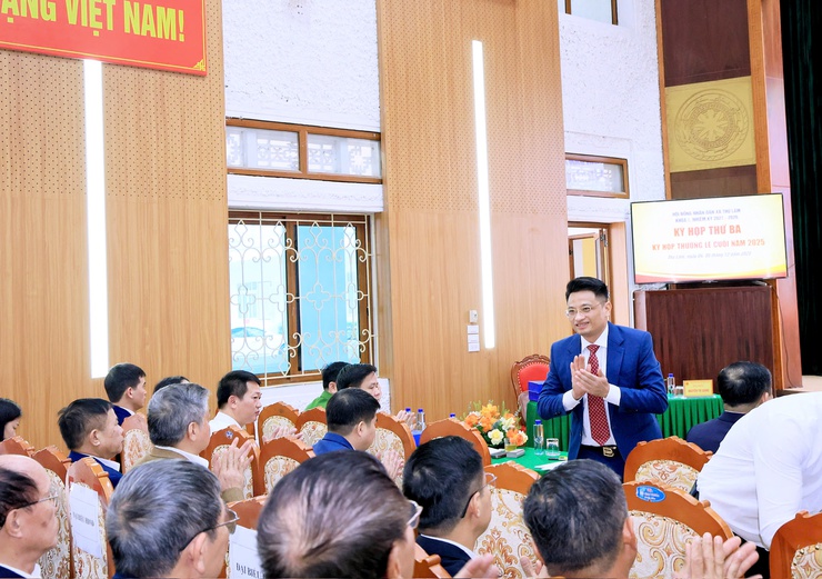 HĐND XÃ THƯ LÂM KHÓA I, NHIỆM KỲ 2021-2026 TỔ CHỨC THÀNH CÔNG KỲ HỌP THỨ BA (KỲ HỌP THƯỜNG LỆ CUỐI NĂM 2025)- Ảnh 4.