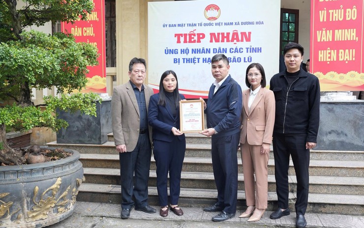 UB MTTQ xã tiếp tục đón nhận những “tấm lòng vàng” của người dân Dương Hoà ủng hộ đồng bào miền Trung, Tây Nguyên khắc phục hậu quả do bão lũ - Ảnh 2.