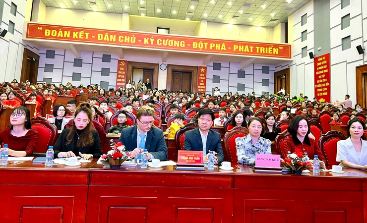 Quang Minh sôi nổi hội thi tiếng Anh “Shine with English” năm học 2025-2026- Ảnh 1.