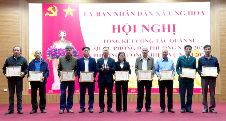 ỨNG HOÀ TỔNG KẾT CÔNG TÁC QUÂN SỰ, QUỐC PHÒNG NĂM 2025 VÀ TRIỂN KHAI NHIỆM VỤ NĂM 2026.

- Ảnh 4.