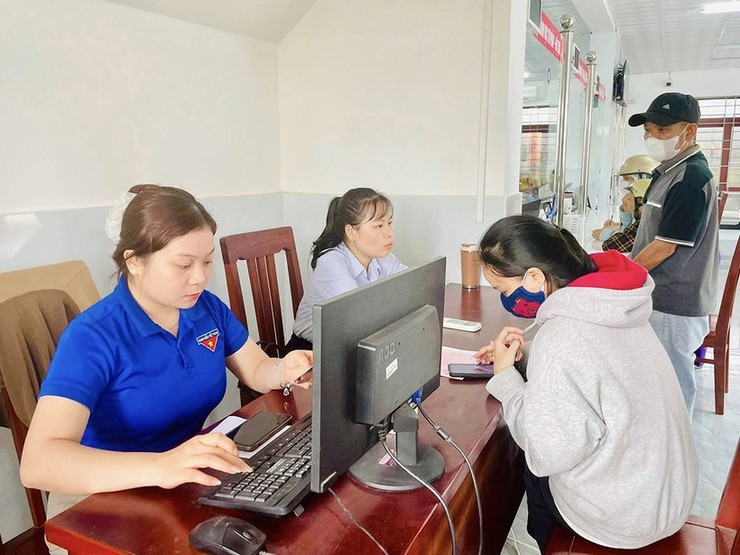 Hướng dẫn người dân tạo chữ ký số trên VNeID- Ảnh 1.