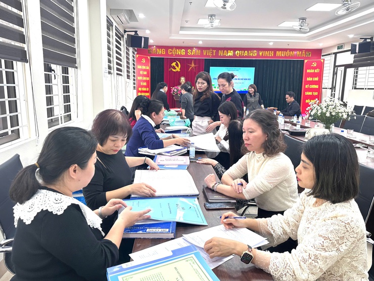 PHƯỜNG BA ĐÌNH: KIỂM TRA CÔNG TÁC PHỔ CẬP GIÁO DỤC VÀ XOÁ MÙ CHỮ NĂM 2025- Ảnh 5.