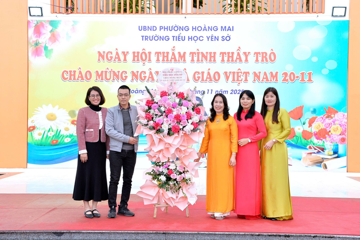 Trường Tiểu học Yên Sở long trọng tổ chức Ngày hội thắm tình thầy trò chào mừng kỷ niệm 43 năm Ngày Nhà giáo Việt Nam 20/11- Ảnh 1.