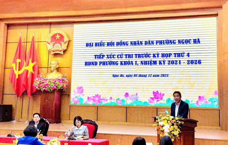 Đại biểu HĐND phường Ngọc Hà tiếp xúc cử tri trước kỳ họp thứ 4- Ảnh 2.