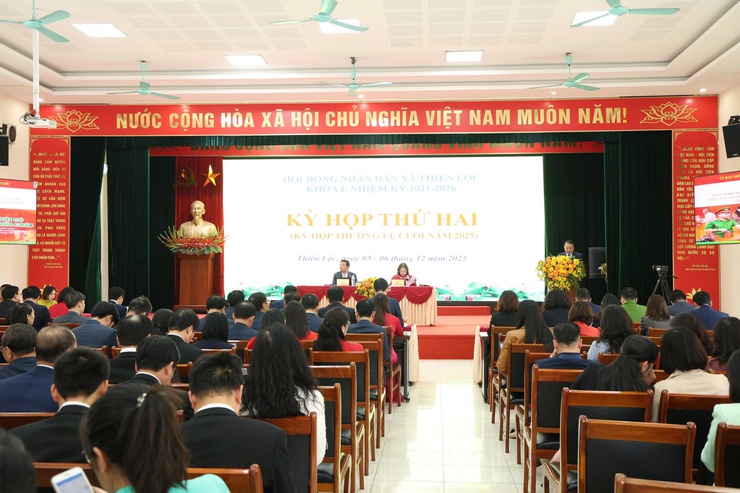 Kỳ họp thứ Hai HĐND xã Thiên Lộc khóa I, nhiệm kỳ 2021-2026 diễn ra thành công tốt đẹp:&nbsp;Khẳng định nỗ lực vươn lên của địa phương mới thành lập- Ảnh 7.