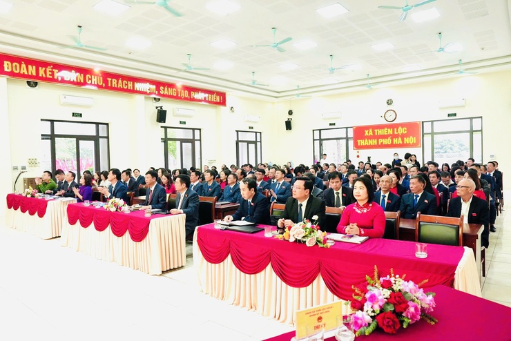 Kỳ họp thứ Hai HĐND xã Thiên Lộc khóa I, nhiệm kỳ 2021-2026 diễn ra thành công tốt đẹp:&nbsp;Khẳng định nỗ lực vươn lên của địa phương mới thành lập- Ảnh 2.