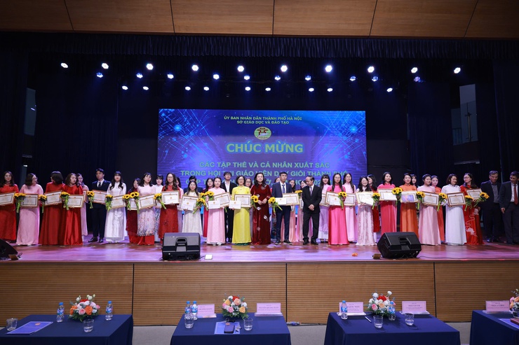 SỞ GIÁO DỤC VÀ ĐÀO TẠO THÀNH PHỐ HÀ NỘI VINH DANH GIÁO VIÊN ĐẠT GIẢI NHẤT HỘI THI GIÁO VIÊN GIỎI CẤP THÀNH PHỐ - NIỀM TỰ HÀO CỦA TRƯỜNG THCS CHU VĂN AN – PHƯỜNG THANH LIỆT- Ảnh 3.