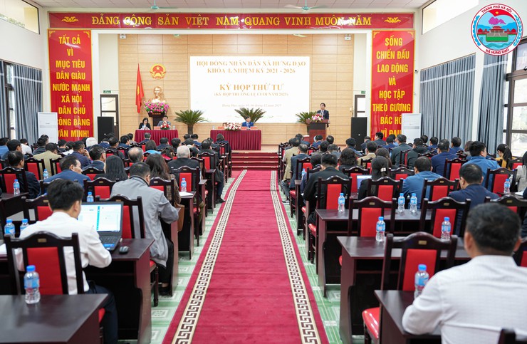 Kỳ họp thứ 4 Hội đồng Nhân dân xã Hưng Đạo tiếp tục ngày làm việc thứ hai- Ảnh 1.