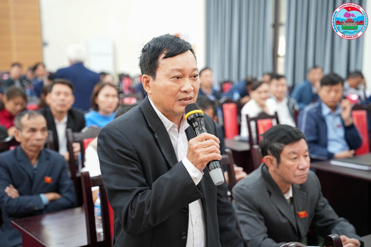 Kỳ họp thứ 4 Hội đồng Nhân dân xã Hưng Đạo tiếp tục ngày làm việc thứ hai- Ảnh 6.