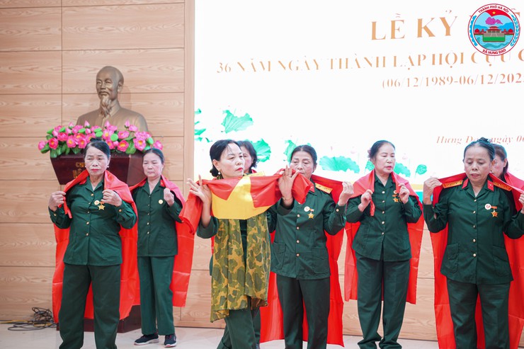 Lễ kỷ niệm 36 năm thành lập hội Cựu Chiến Binh Việt Nam (6/12/1989-6/12/2025)- Ảnh 10.