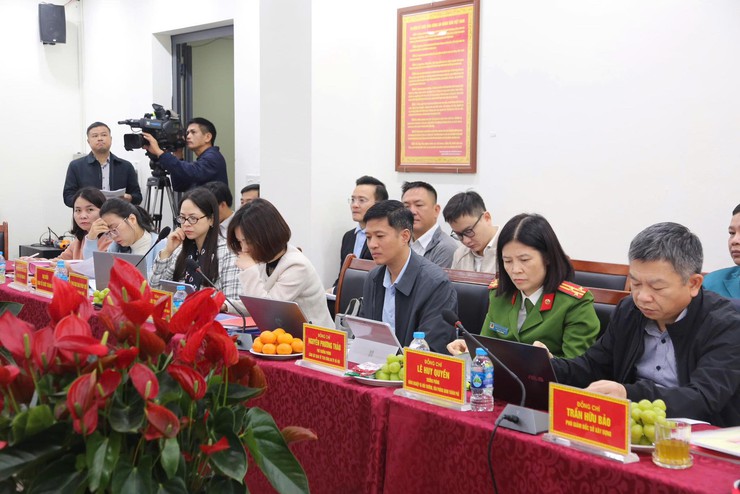 Đoàn giám sát số 17 của BTV Thành ủy làm việc với 3 phường Phú Lương, Dương Nội, Yên Nghĩa về thực hiện các chuyên đề trọng tâm, cấp bách gắn với công tác kiểm điểm cuối năm 2025.- Ảnh 3.