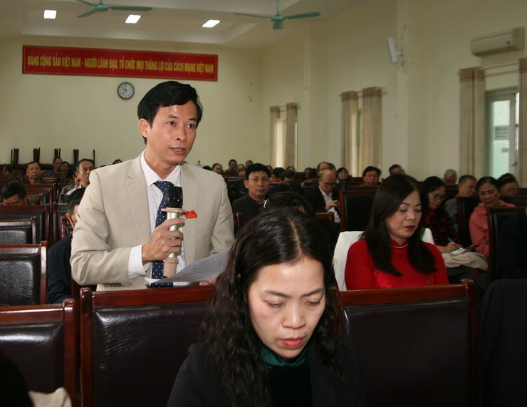 Kỳ họp thứ 5 Hội đồng nhân dân phường Kiến Hưng nhiệm kỳ 2021-2026 thành công tốt đẹp- Ảnh 2.