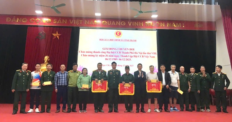 KHAI MẠC VÀ TRAO GIẢI BÓNG CHUYỀN HƠI NAM HỘI CCB XÃ VĨNH THANH NĂM 2025.- Ảnh 17.