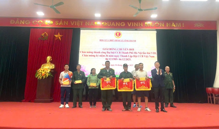 KHAI MẠC VÀ TRAO GIẢI BÓNG CHUYỀN HƠI NAM HỘI CCB XÃ VĨNH THANH NĂM 2025.- Ảnh 18.