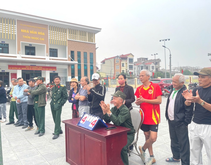 KHAI MẠC VÀ TRAO GIẢI BÓNG CHUYỀN HƠI NAM HỘI CCB XÃ VĨNH THANH NĂM 2025.- Ảnh 14.