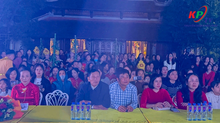 Hấp dẫn vòng Sơ khảo liên hoan văn nghệ quần chúng Lễ hội truyền thống Liên Trì Đồng Sơn năm 2025- Ảnh 4.