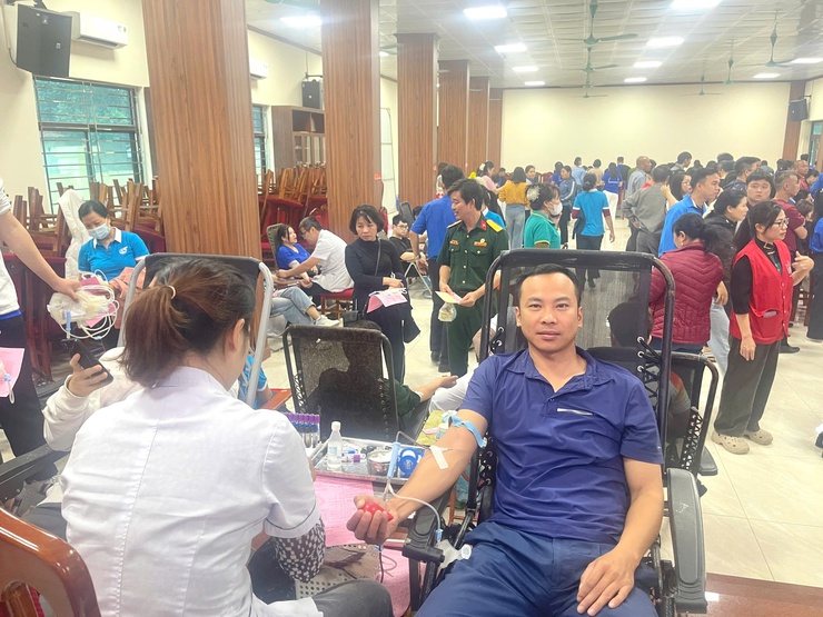 XÃ VĨNH THANH TỔ CHỨC NGÀY HỘI HIẾN MÁU TÌNH NGUYỆN NĂM 2025- Ảnh 4.