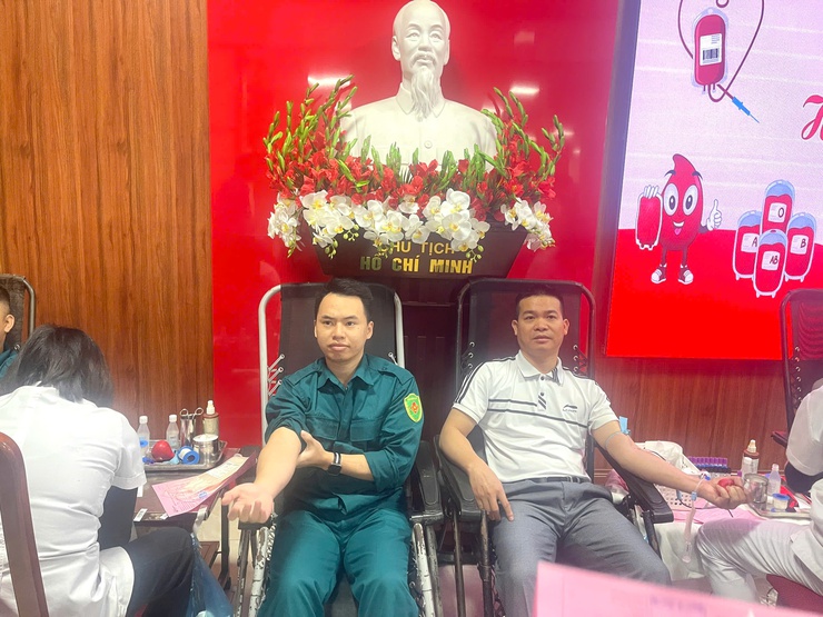 XÃ VĨNH THANH TỔ CHỨC NGÀY HỘI HIẾN MÁU TÌNH NGUYỆN NĂM 2025- Ảnh 9.