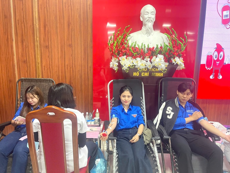XÃ VĨNH THANH TỔ CHỨC NGÀY HỘI HIẾN MÁU TÌNH NGUYỆN NĂM 2025- Ảnh 14.