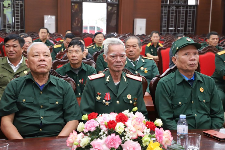 Hội CCB xã Yên Xuân tổ chức gặp mặt kỷ niệm 36 năm ngày thành lập Hội CCB Việt Nam (06/12/1989 – 06/12/2025)- Ảnh 7.