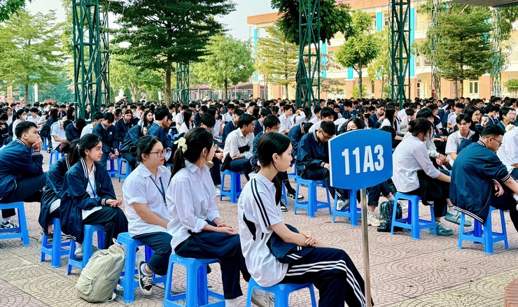 1.800 học sinh Trường THPT Đông Mỹ được tuyên truyền về tác hại của Ma tuý- Ảnh 6.