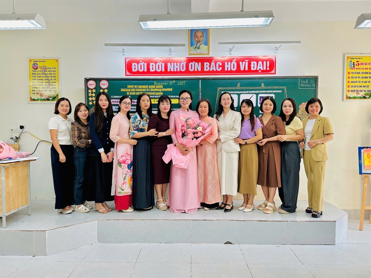 Giáo viên dạy giỏi - Tấm gương tiêu biểu của Trường Trung học cơ sở Trần Phú- Ảnh 2.