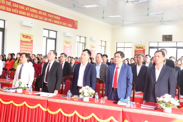 xã Bất Bạt – Tp Hà Nội thông qua nhiều nghị quyết quan trọng tại kỳ họp thứ Ba HĐND xã khóa I, nhiệm kỳ 2021 – 2026.- Ảnh 2.