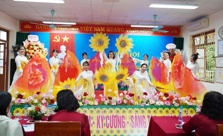 Đại hội Công đoàn trường mầm non Văn Bình- Ảnh 11.