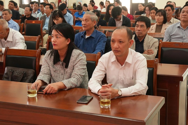 Hội nghị tuyên truyền Luật thực hiện dân chủ cơ sở và các qui định về giải phóng mặt bằng- Ảnh 6.