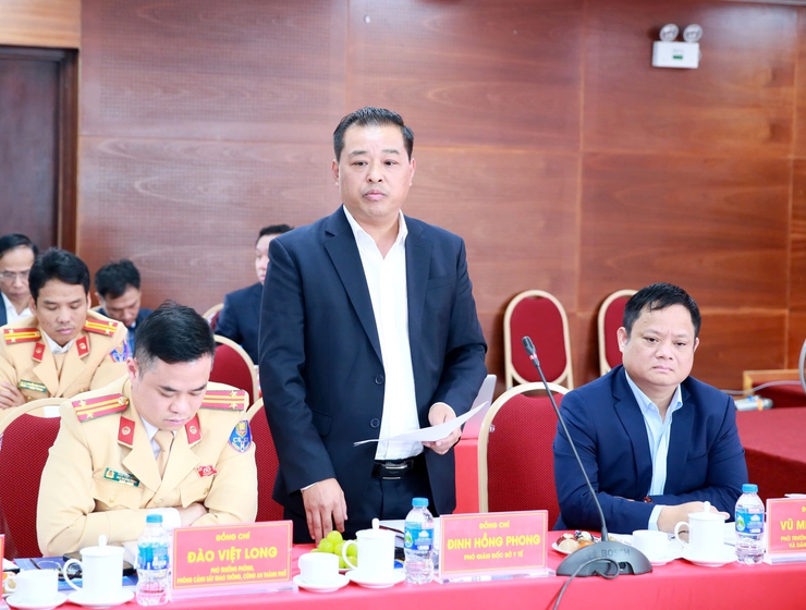 Đoàn giám sát số 12 của Thành ủy Hà Nội làm việc với Ban Thường vụ Đảng ủy các phường: Thượng Cát, Tây Tựu, Phú Diễn, Đông Ngạc và Xuân Đỉnh- Ảnh 3.