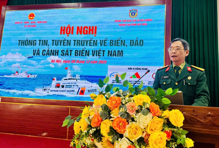Tam Hưng: Tuyên truyền biển, đảo và Luật Cảnh sát biển Việt Nam, trao quà cho hội viên Cựu chiến binh có hoàn cảnh khó khăn- Ảnh 1.