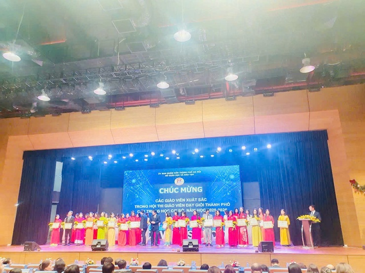 Sở giáo dục và đào tạo tổng kết Hội thi Giáo viên dạy giỏi: Xã Ứng Thiên ghi dấu với giải Ba môn Khoa học tự nhiên- Ảnh 2.