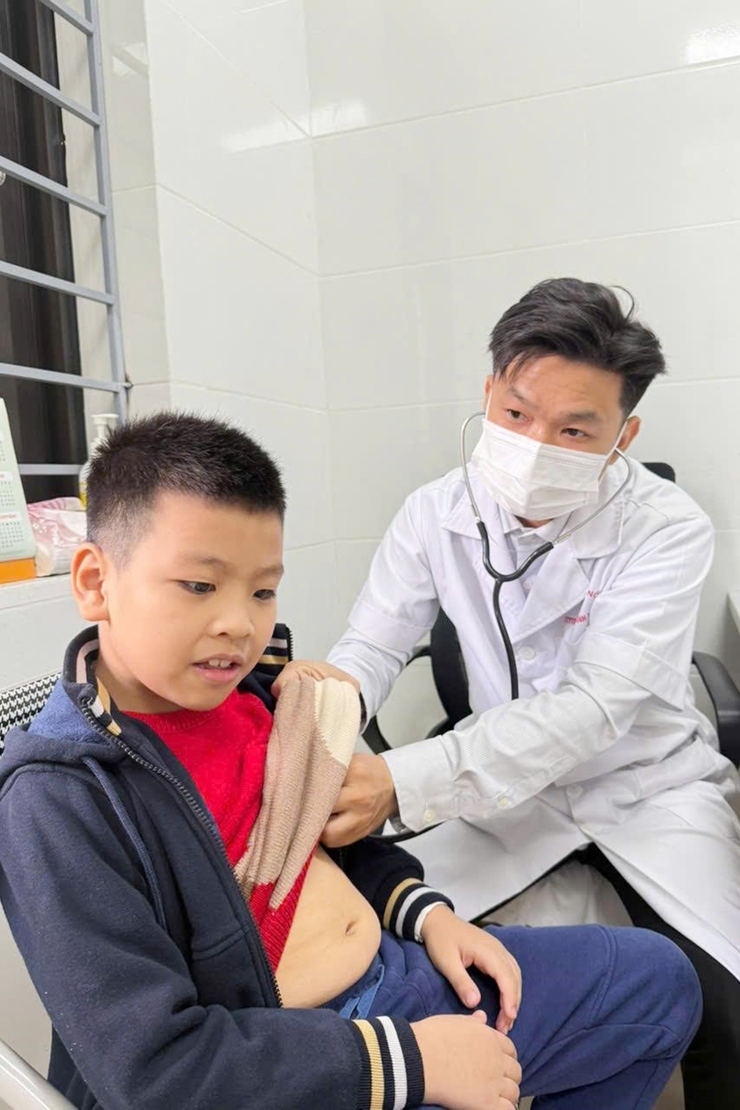 Phường Thanh Xuân tổ chức tiêm chủng bù liều các loại vắc xin trong chương trình tiêm chủng mở rộng cho trẻ nhập học tại các cơ sở giáo dục trên địa bàn- Ảnh 6.