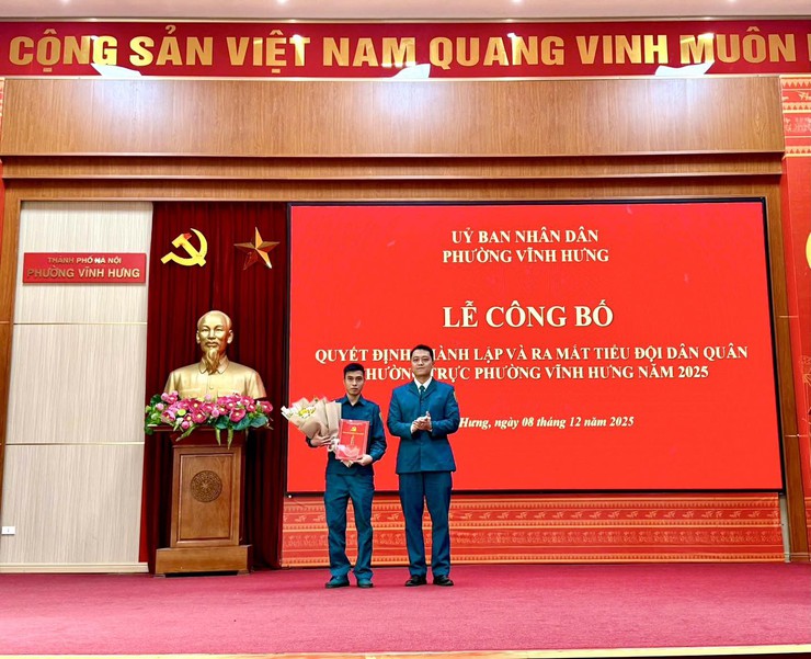 PHƯỜNG VĨNH HƯNG TỔ CHỨC LỄ CÔNG BỐ QUYẾT ĐỊNH THÀNH LẬP VÀ RA MẮT TIỂU ĐỘI DQTT PHƯỜNG VĨNH HƯNG NĂM 2025- Ảnh 3.