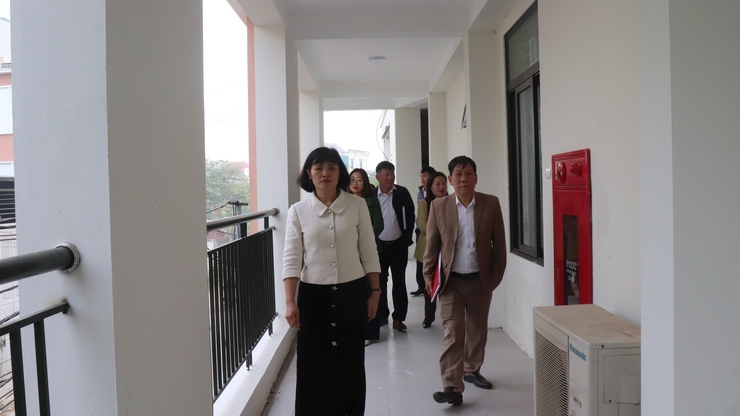 HĐND xã Phú Xuyên giám sát công tác tổ chức thực hiện các công trình đầu tư xây dựng cơ bản và giải ngân vốn đầu tư công năm 2025 - Ảnh 1.