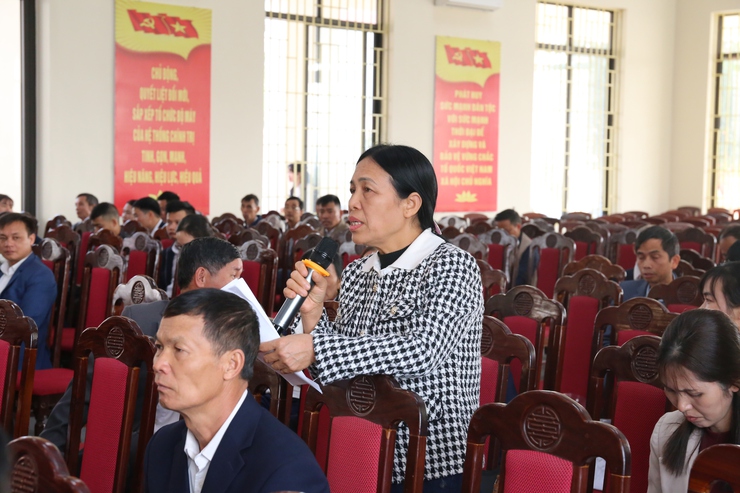 Bế mạc kỳ họp thứ Ba HĐND xã Bất Bạt khóa I, nhiệm kỳ 2021 – 2026.- Ảnh 4.