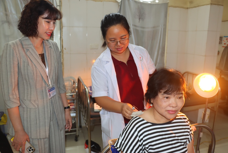 Đoàn công tác của  UBND xã Phú Xuyên  kiểm tra công vụ đột xuất tại các cơ quan, đơn vị trên địa bàn.- Ảnh 2.