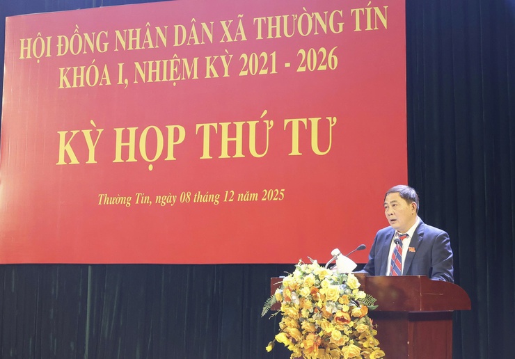 HĐND xã Thường Tín thông qua 4 nghị quyết tại kỳ họp cuối năm 2025.- Ảnh 1.