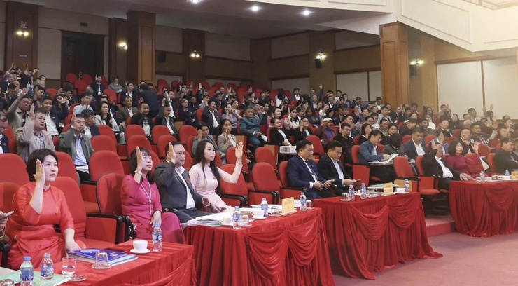 HĐND xã Thường Tín thông qua 4 nghị quyết tại kỳ họp cuối năm 2025.- Ảnh 4.