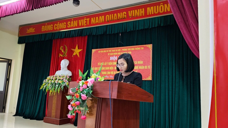 HỘI NGHỊ LẤY Ý KIẾN CỦA CỘNG ĐỒNG DÂN CƯ ĐỐI VỚI CÁC CÁ NHÂN ĐỀ NGHỊ  XÉT TẶNG  DANH HIỆU NGHỆ NHÂN NHÂN DÂN, NGHỆ NHÂN ƯU TÚ ĐỐI VỚI DI SẢN HÁT TRỐNG QUÂN 
THÔN PHÚC LÂM, XÃ PHÚC TIẾN
- Ảnh 2.