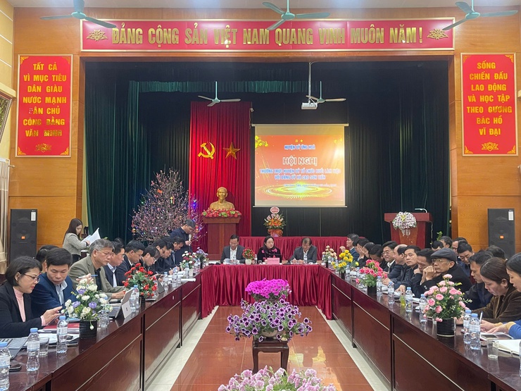 Thường trực Huyện ủy làm việc với Đảng ủy xã Cao Sơn Tiến- Ảnh 1.