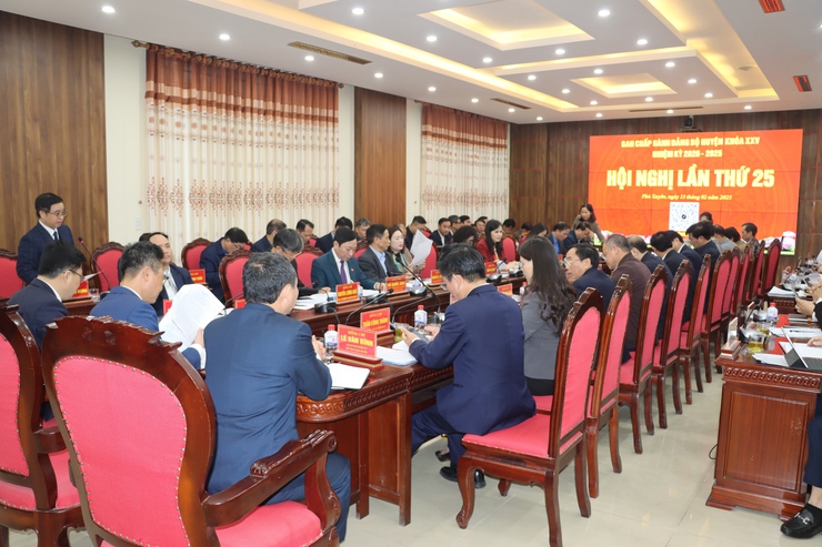 Thường trực Huyện ủy làm việc với Đảng ủy xã Hồng Minh- Ảnh 2.
