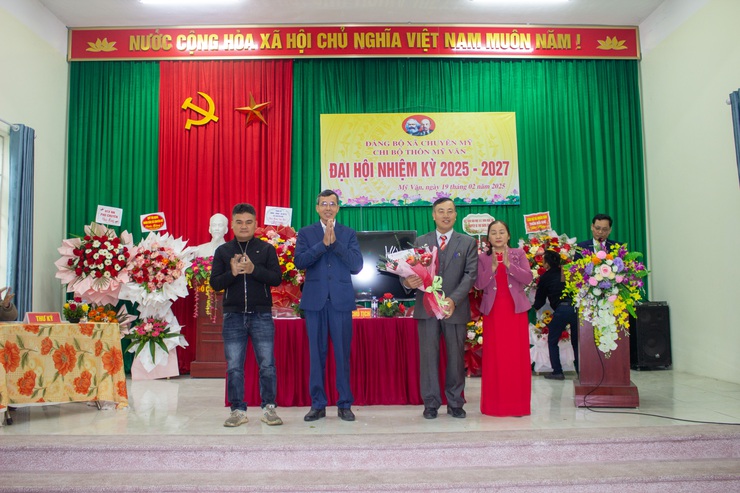 Đại hội chi bộ thôn Mỹ Văn - Xã Chuyên Mỹ,  nhiệm kỳ 2025-2027- Ảnh 5.