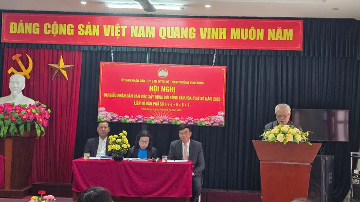 34 tổ dân phố phường Vĩnh Hưng  tổ chức hội nghị 
đại biểu nhân dân bàn việc xây dựng đời sống văn hóa  năm 2025
- Ảnh 3.