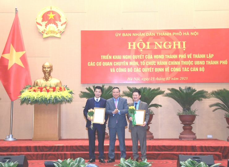 Hà Nội bổ nhiệm cán bộ các sở, ngành sau hợp nhất, sáp nhập- Ảnh 9.