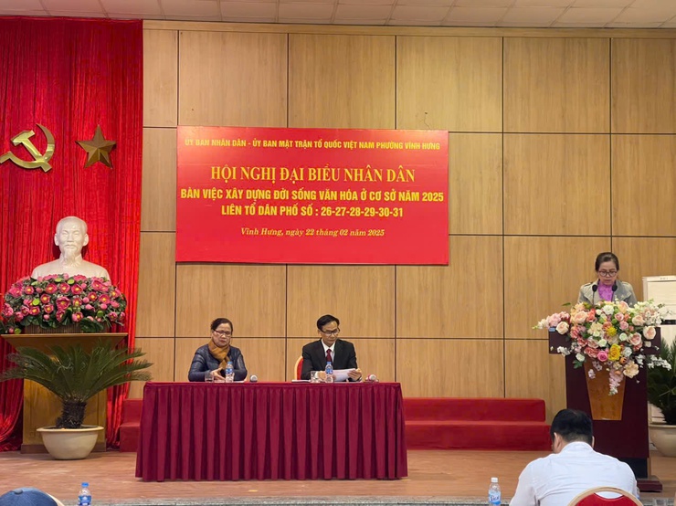 34 tổ dân phố phường Vĩnh Hưng  tổ chức hội nghị 
đại biểu nhân dân bàn việc xây dựng đời sống văn hóa  năm 2025
- Ảnh 4.
